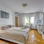 Aparments Jedro&karlo * Πόρετς
